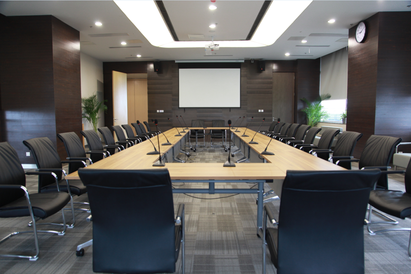 1会议室.png